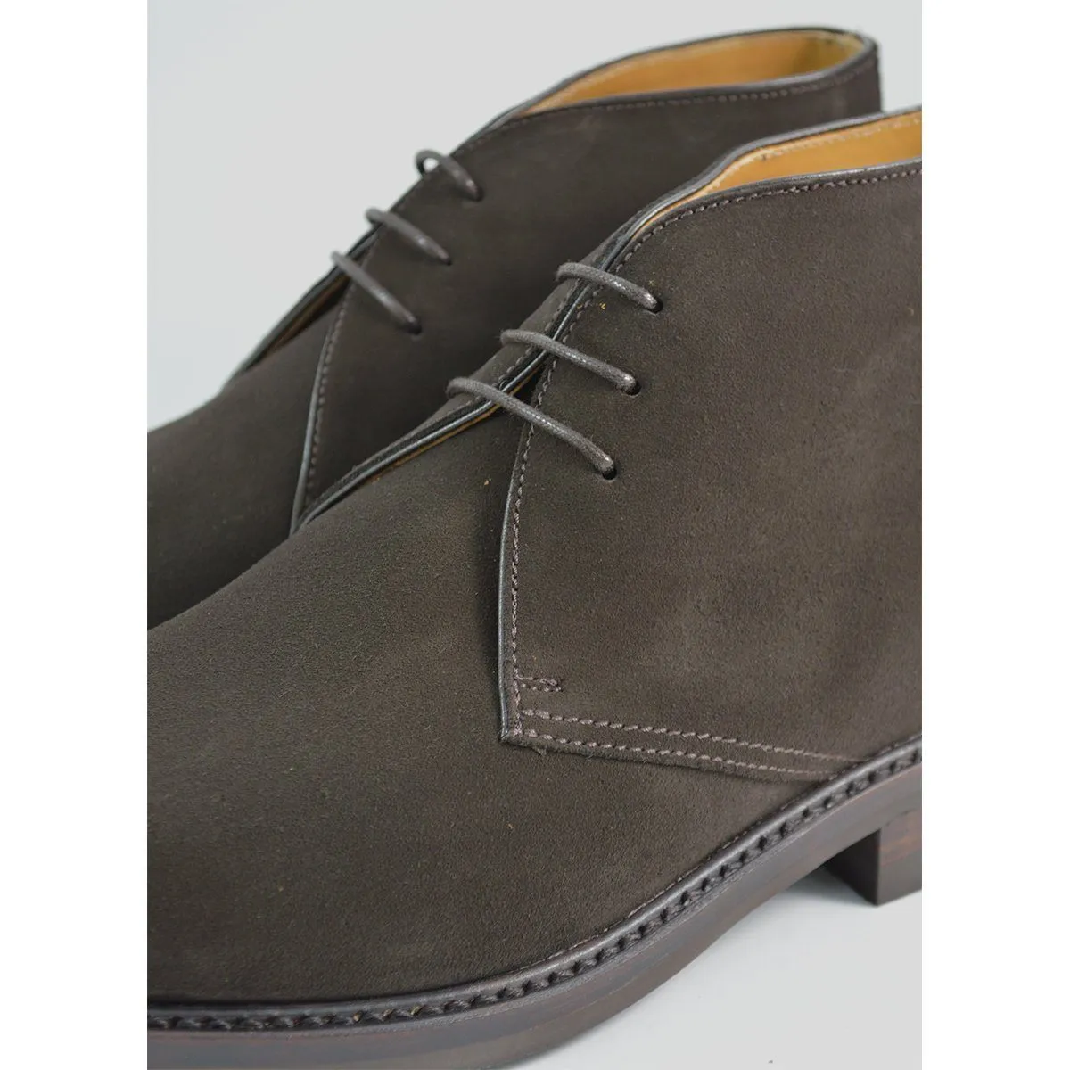 Berwick 1707 Chukka Boot (320) - Dark Brown Suede