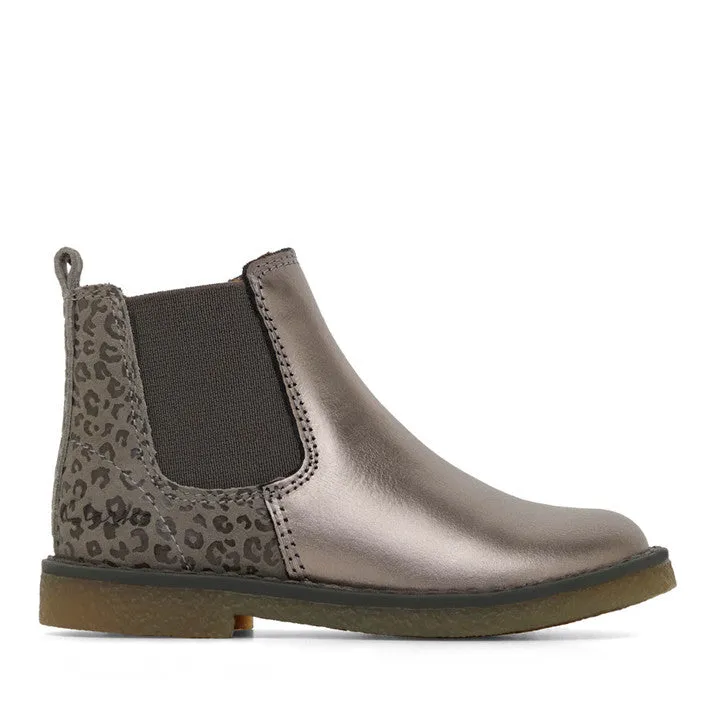 CHELSEA II INF ( E FIT) BY CLARKS