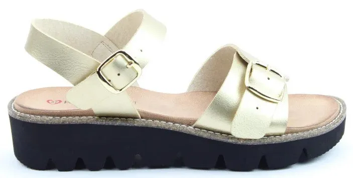 Heavenly Feet Trudy Womens Buckle Fastening Sandal