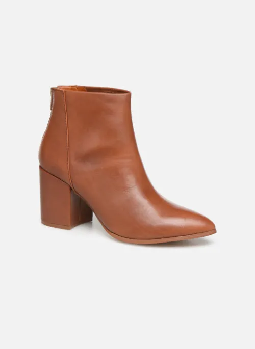 Jillian Boot By Steve Madden