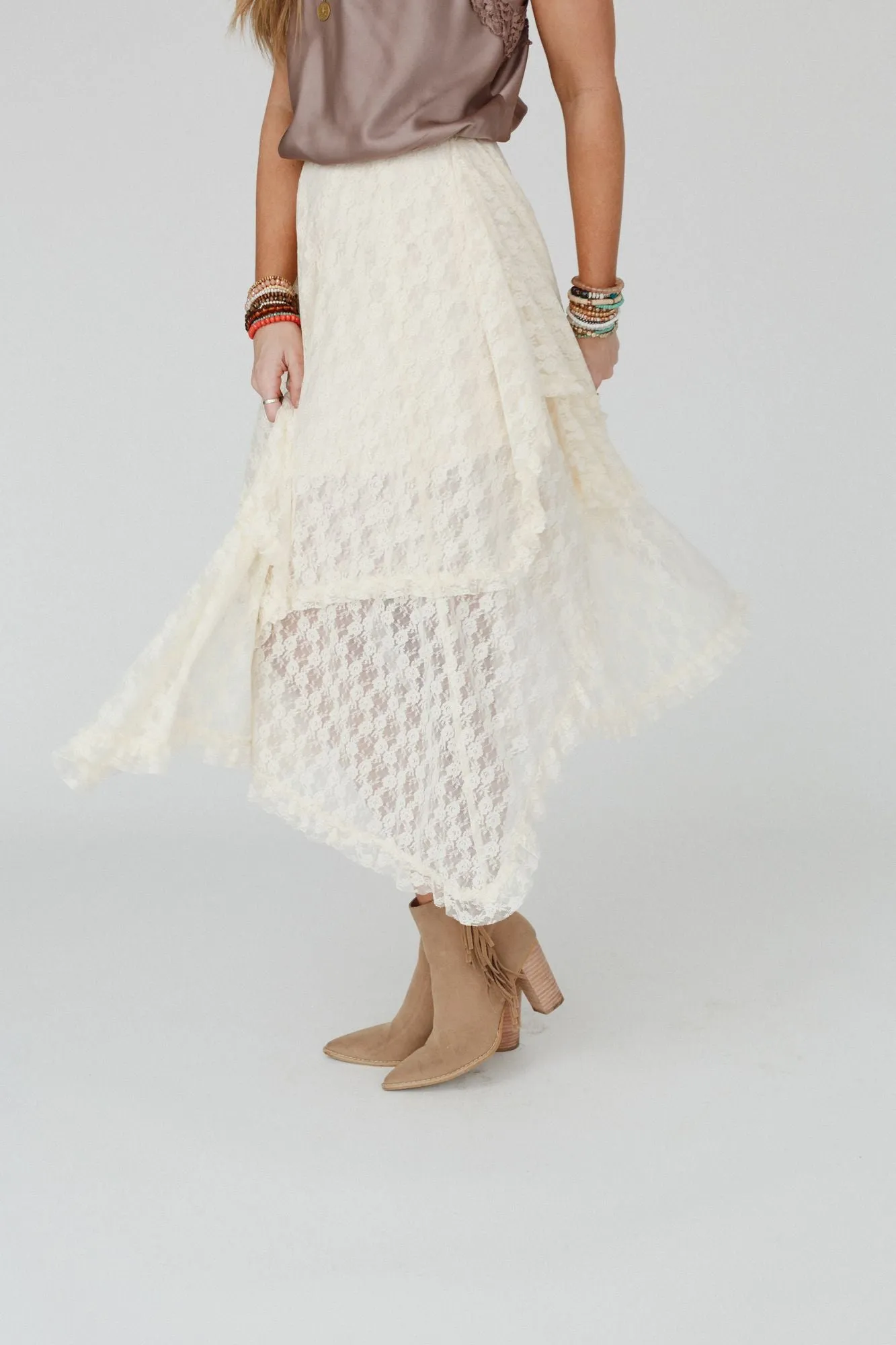 Meadow Daydreams Floral Lace Skirt - Cream